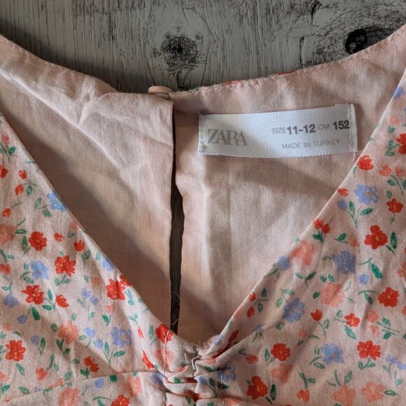 Zara, Cold Shoulder Balloon Sleeve Floral Top, Pink w red/blue print, Sz 11 - 12 - Picture 4 of 9